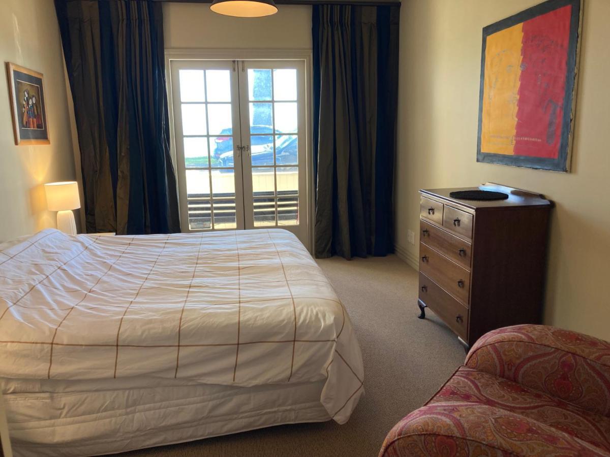 Beachfront Villa 纳皮尔 外观 照片