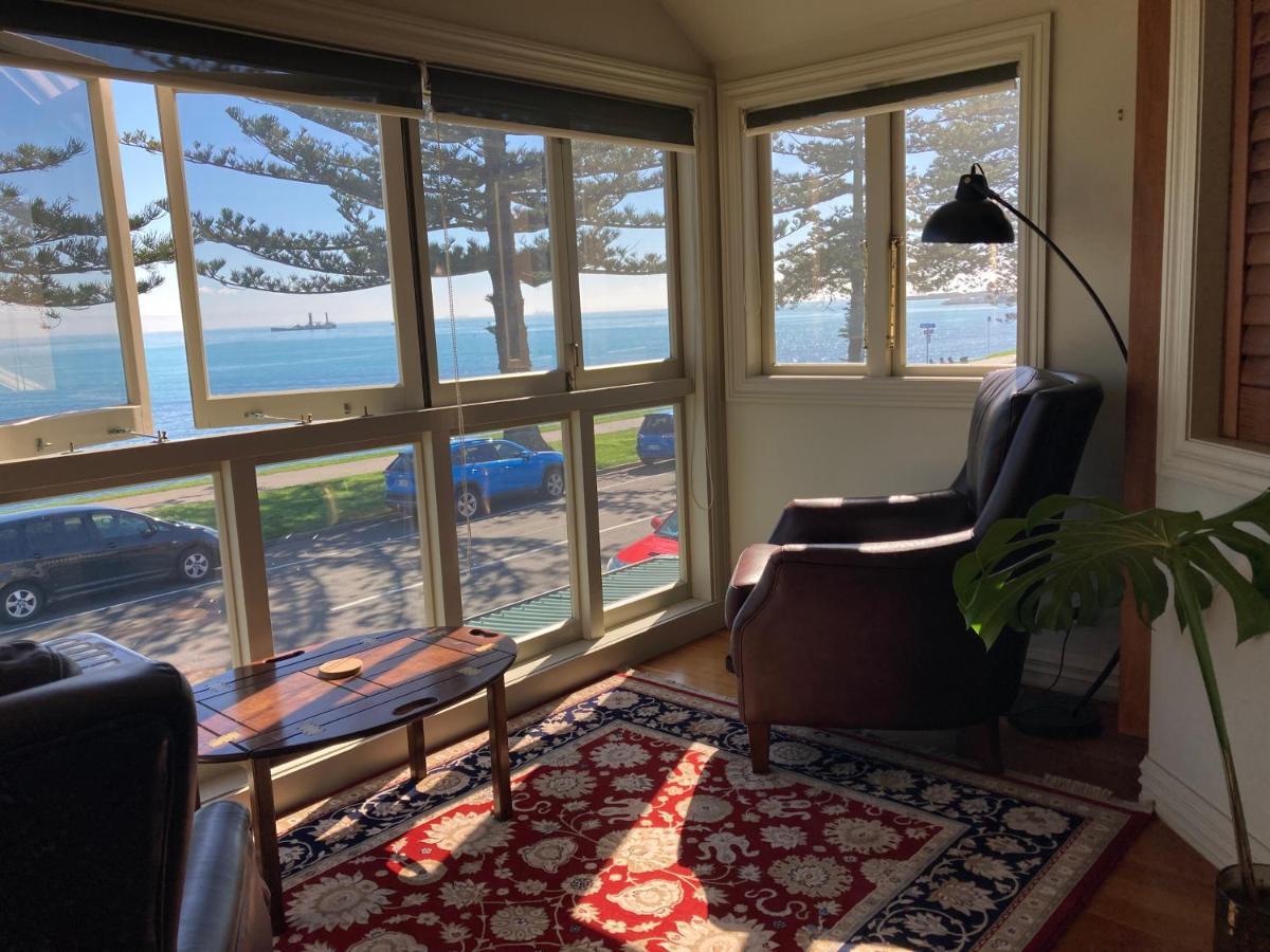 Beachfront Villa 纳皮尔 外观 照片